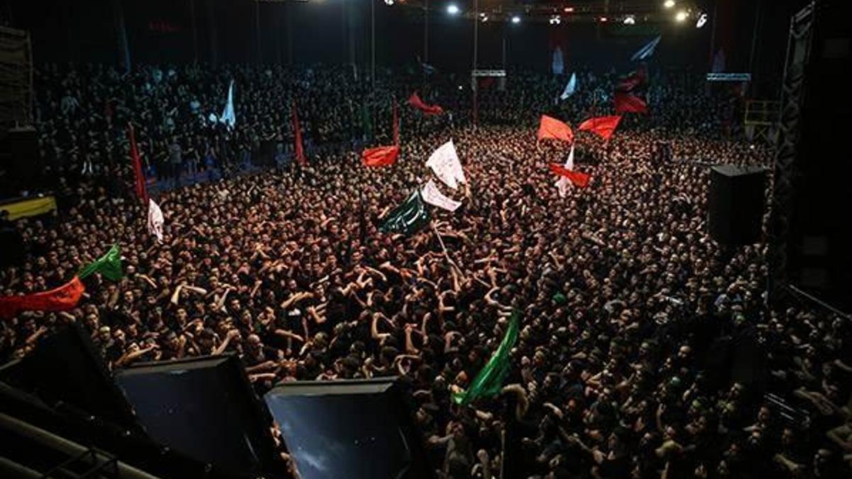 Hz. Hüseyinin ölüm yıldönümü İran genelinde anıldı