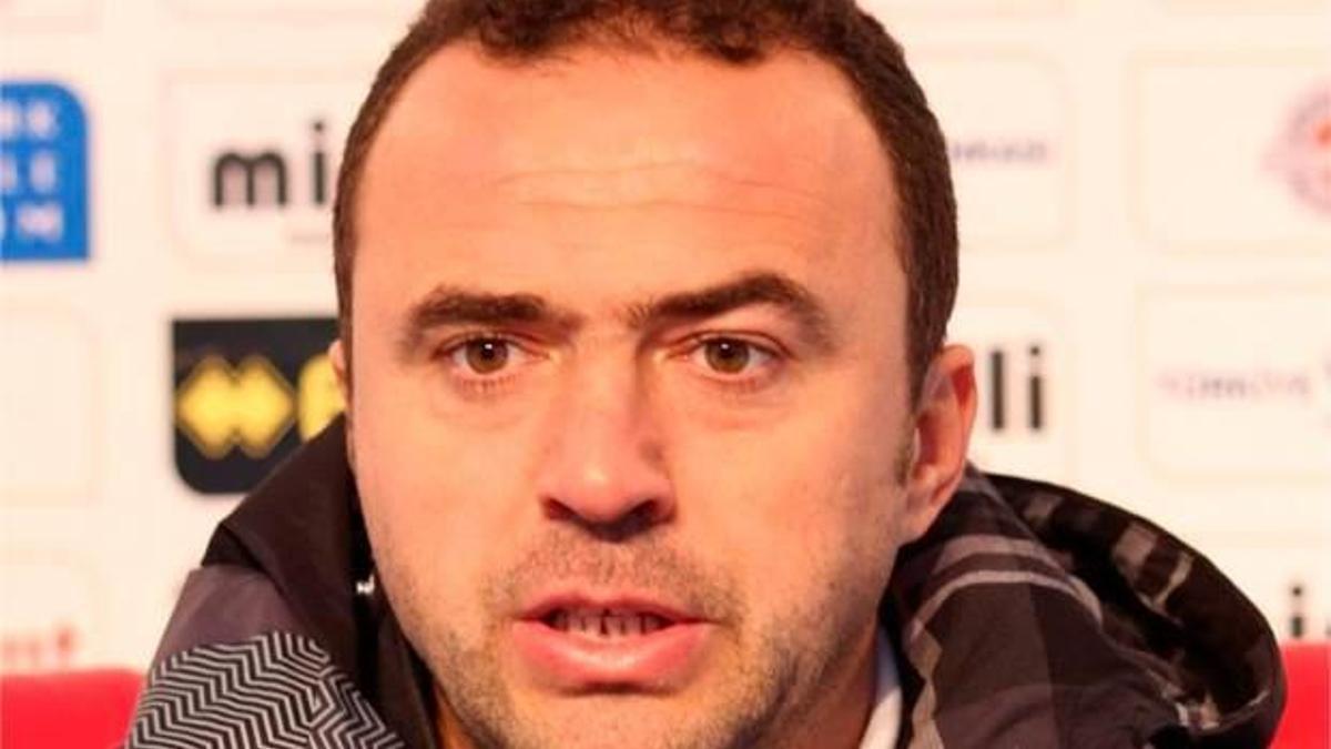 Arif Erdem de takıldı!