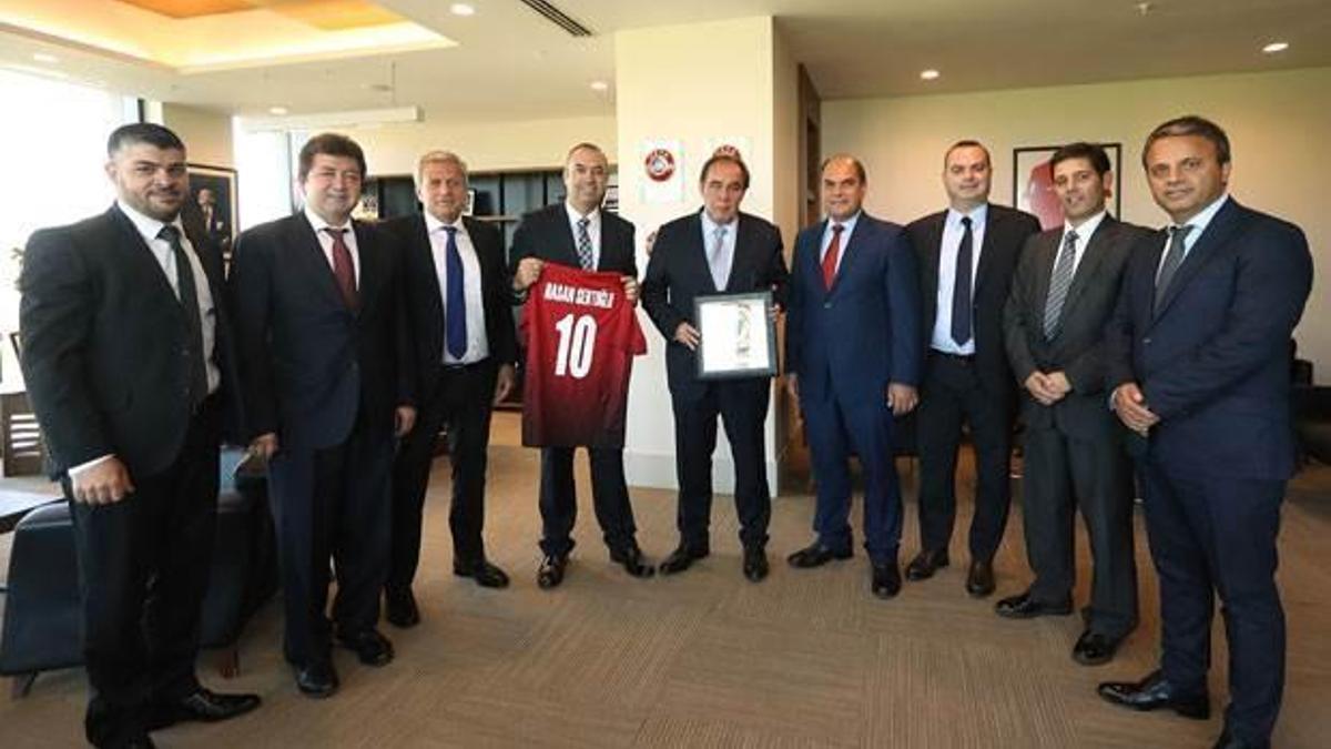 KTFF Başkanı Sertoğlu'ndan Demirören'e ziyaret