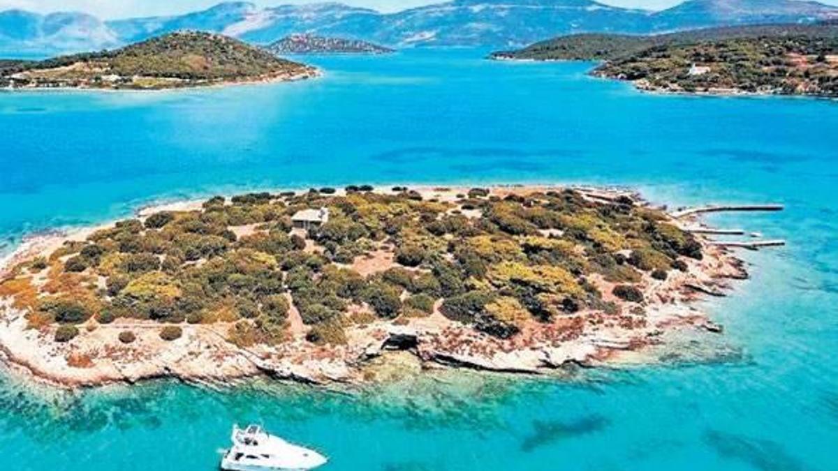 Ömer Bey’in ‘harem’ini sattılar