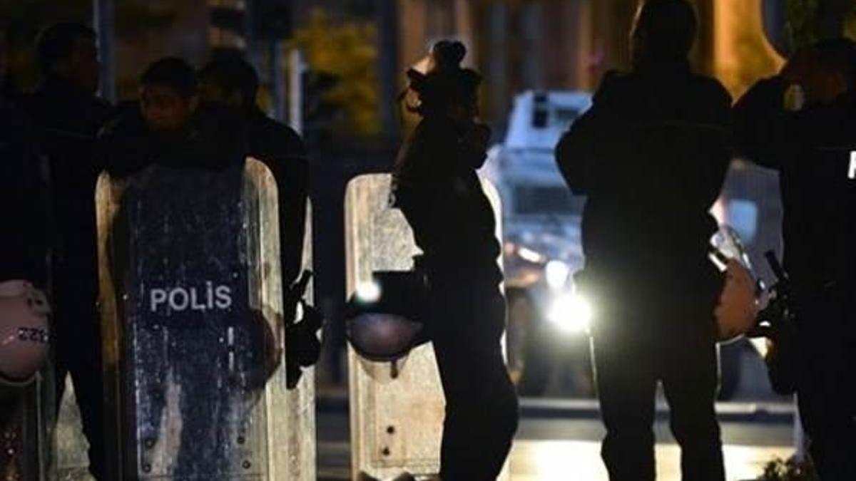 Çukurca'da polis noktasına saldırı