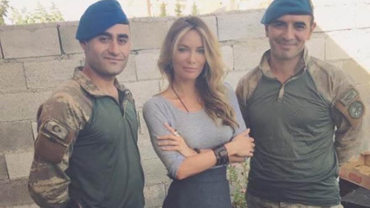 Gamze Özçelik'ten Karkamış sınırındaki askerlere ziyaret
