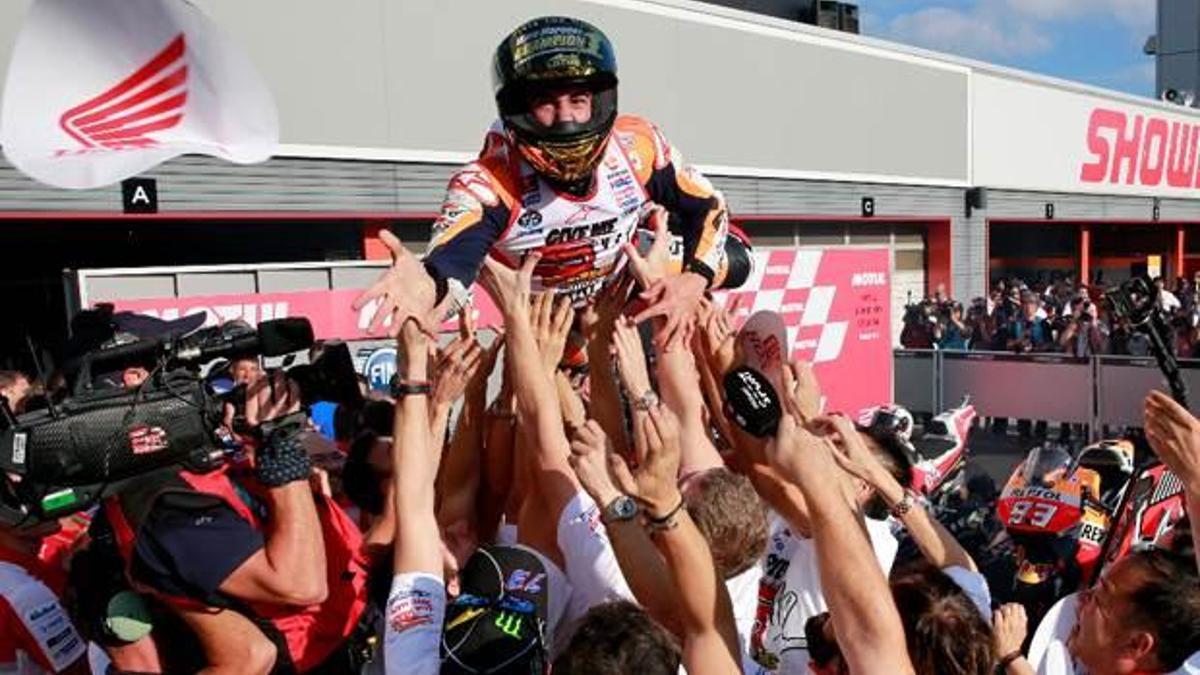MotoGP'de şampiyon Marquez oldu