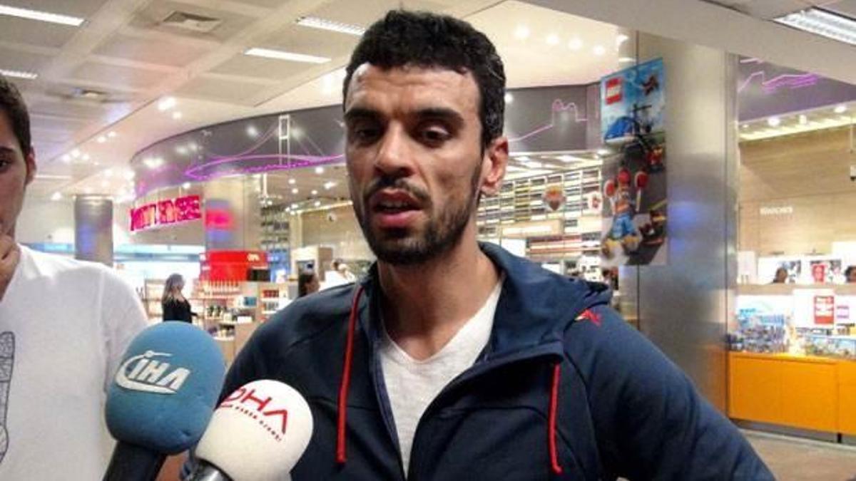 Dünya Şampiyonu Sofuoğlu Türkiyeye geldi