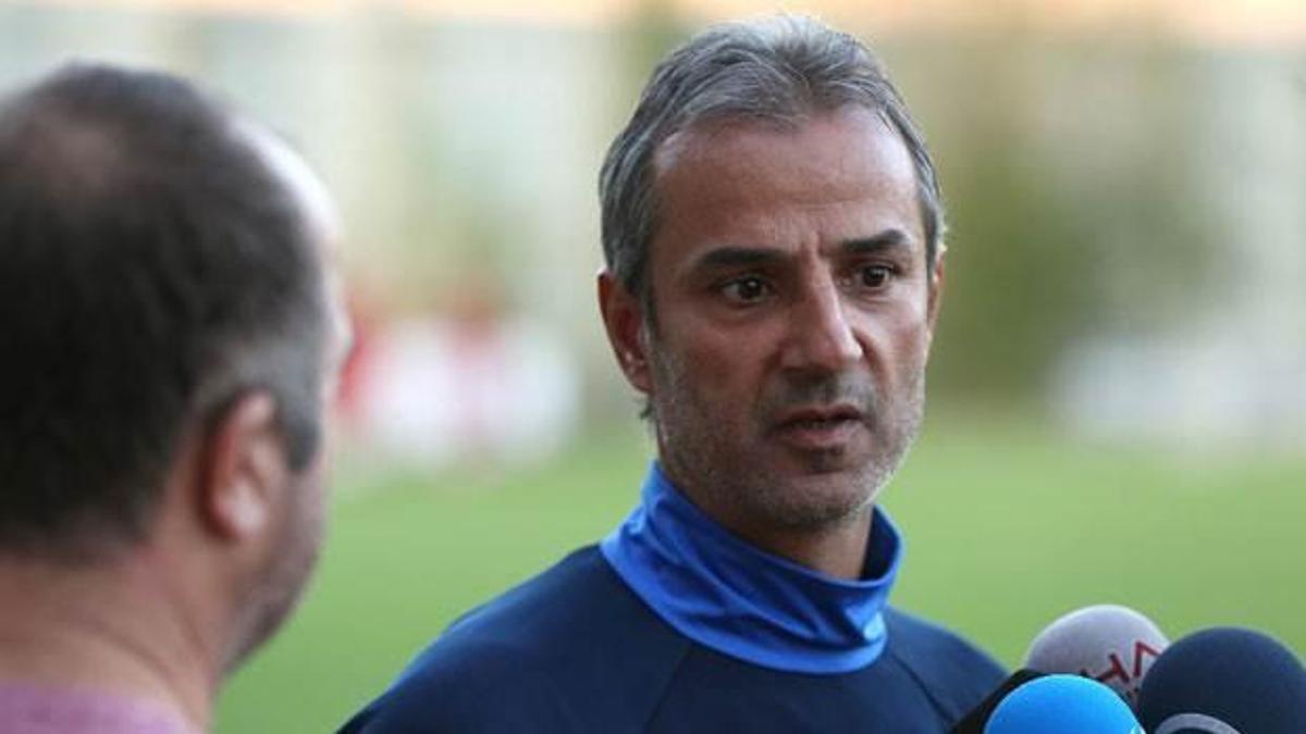 İsmail Kartal, kartlardan yakındı