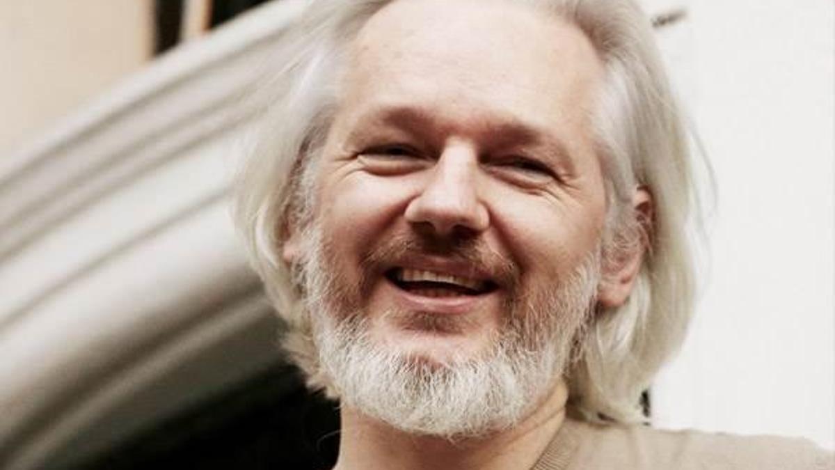 "WikiLeaks'in internetini Hillary kesti"