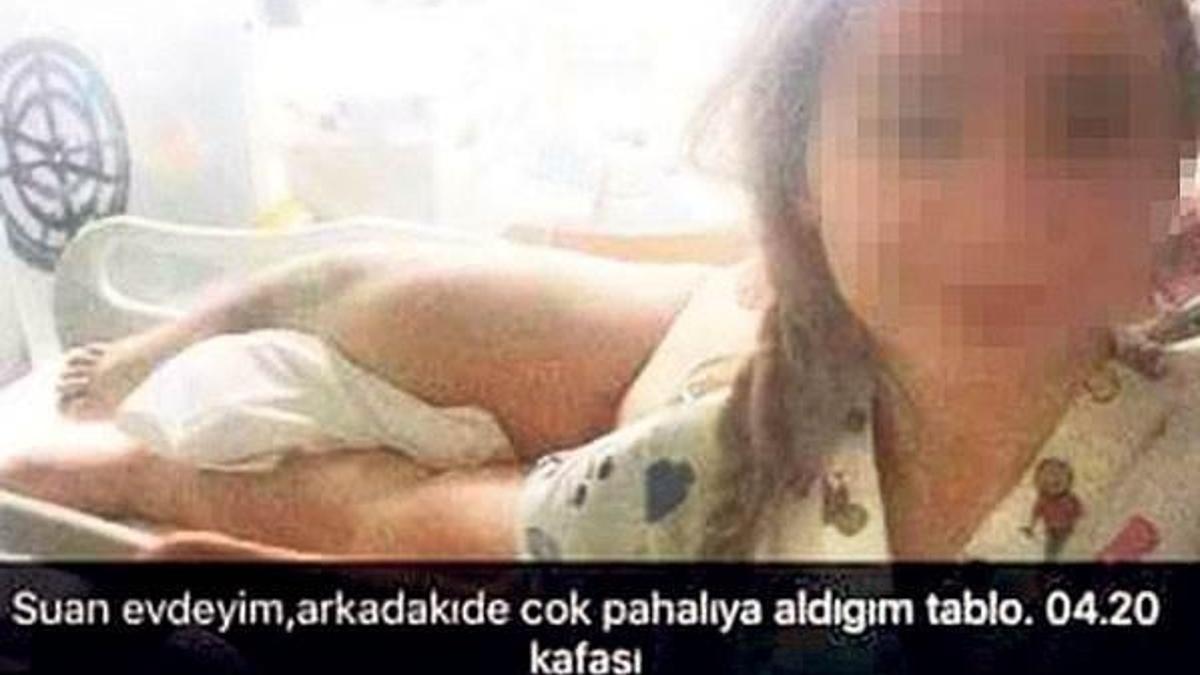 Yoğun bakım hastası önünde gülücüklü selfie