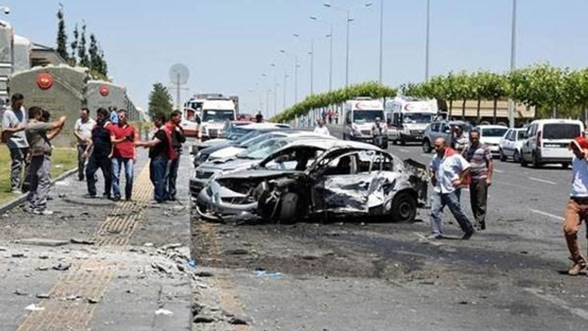 Külliye'nin önünü bombalayan pilottan çarpıcı itiraflar