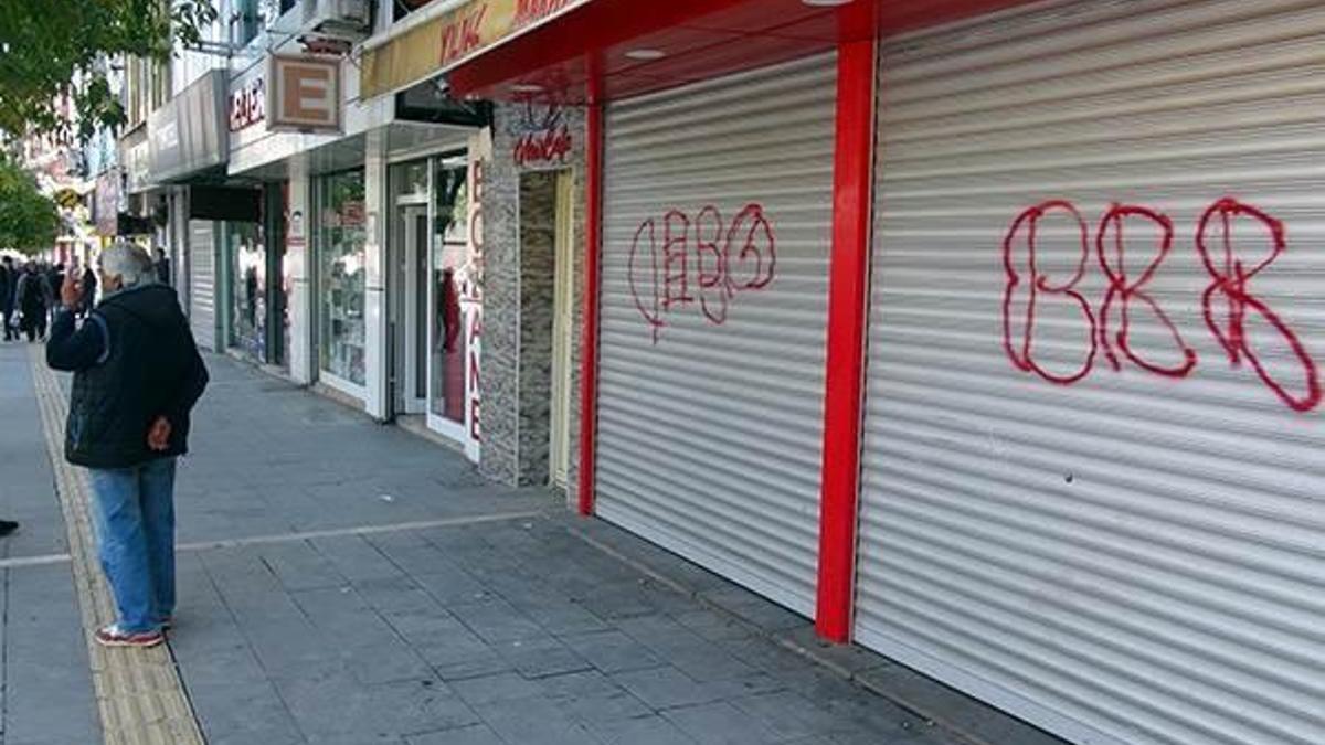 Tunceli'de kepenkler açılmadı