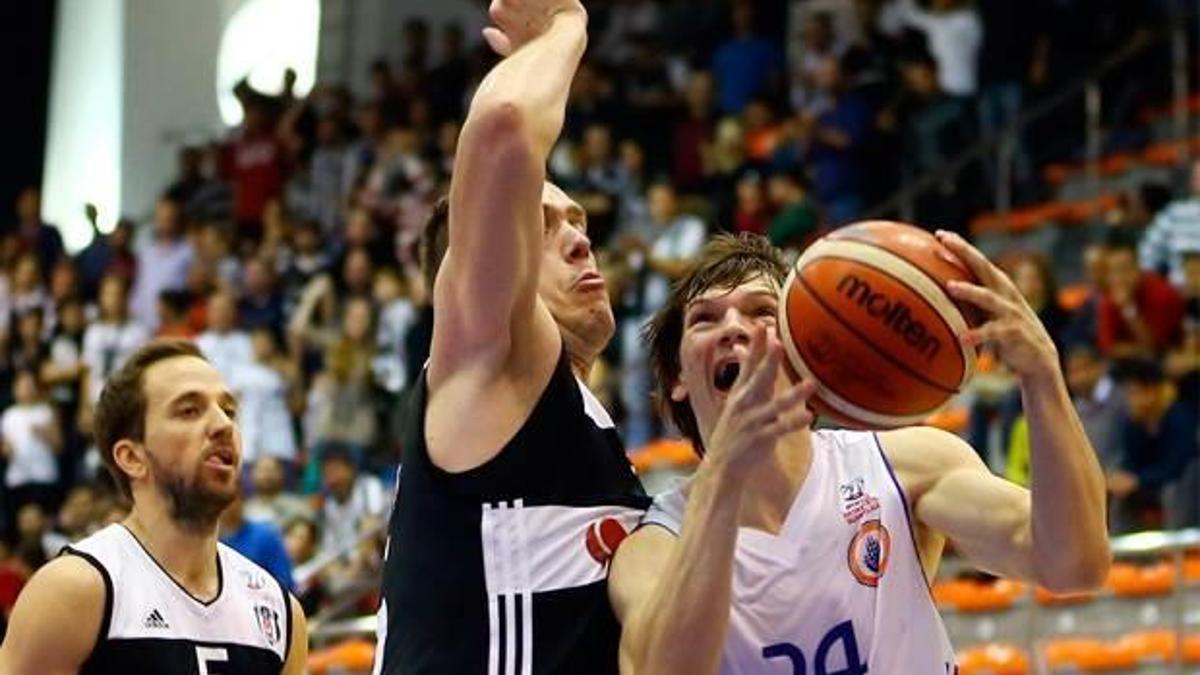 Kartal 3'te 3 yaptı!