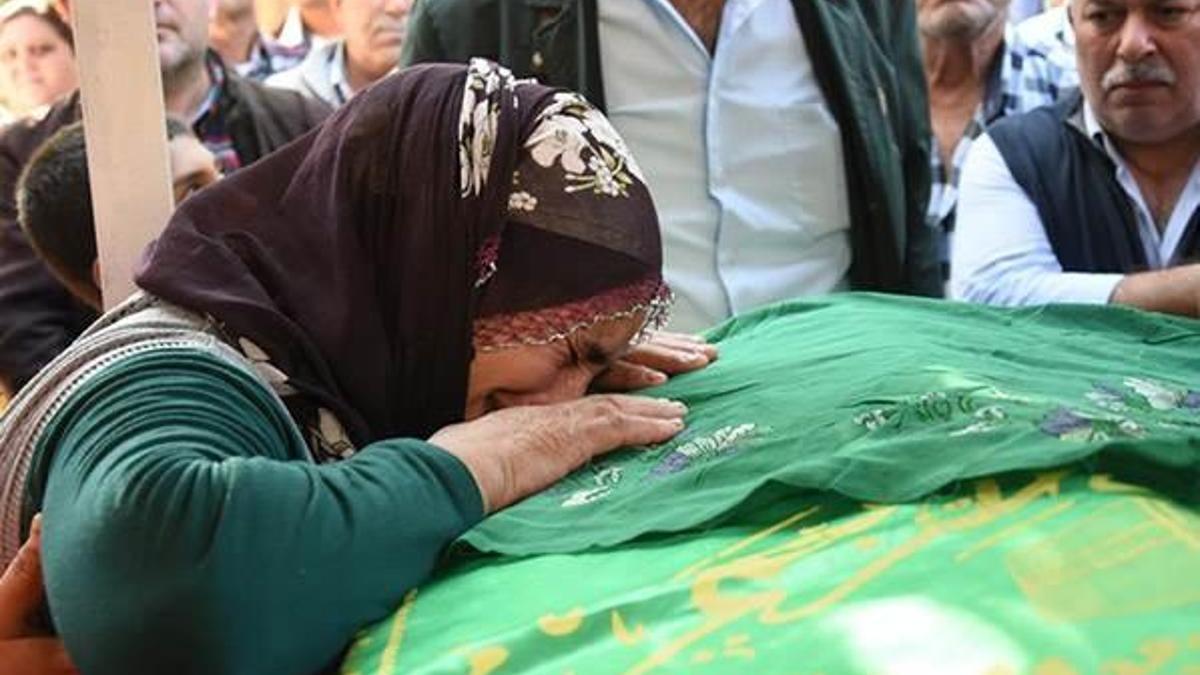 Irmak'ın minik bedeni toprağa verildi