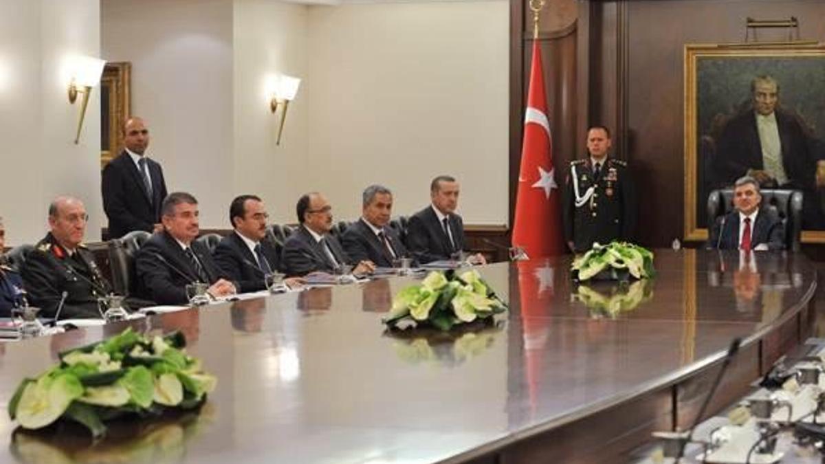 Gizli tanıktan dinleme itirafları! MGK toplantısını da dinlemişler