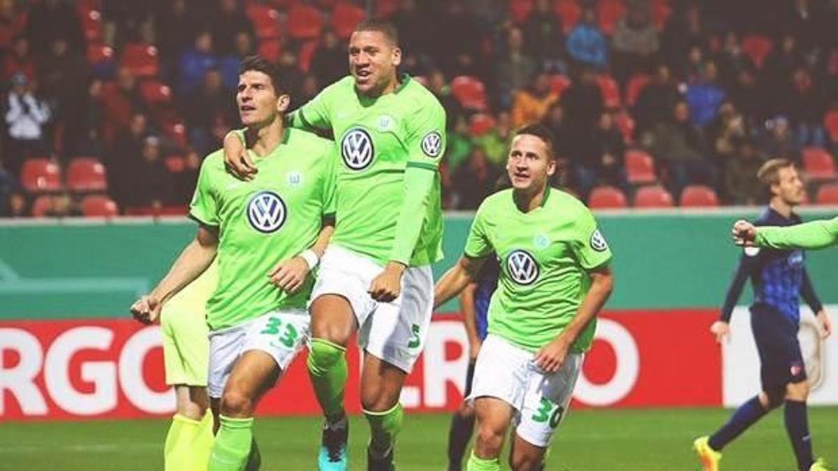 Wolfsburg Gomez ile turladı