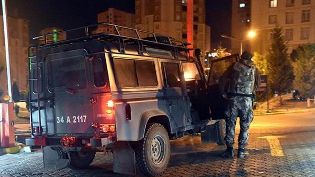 İstanbul'da lüks siteye DAEŞ operasyonu