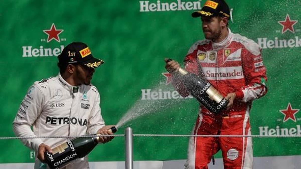 Meksika'da zafer Hamilton'ın