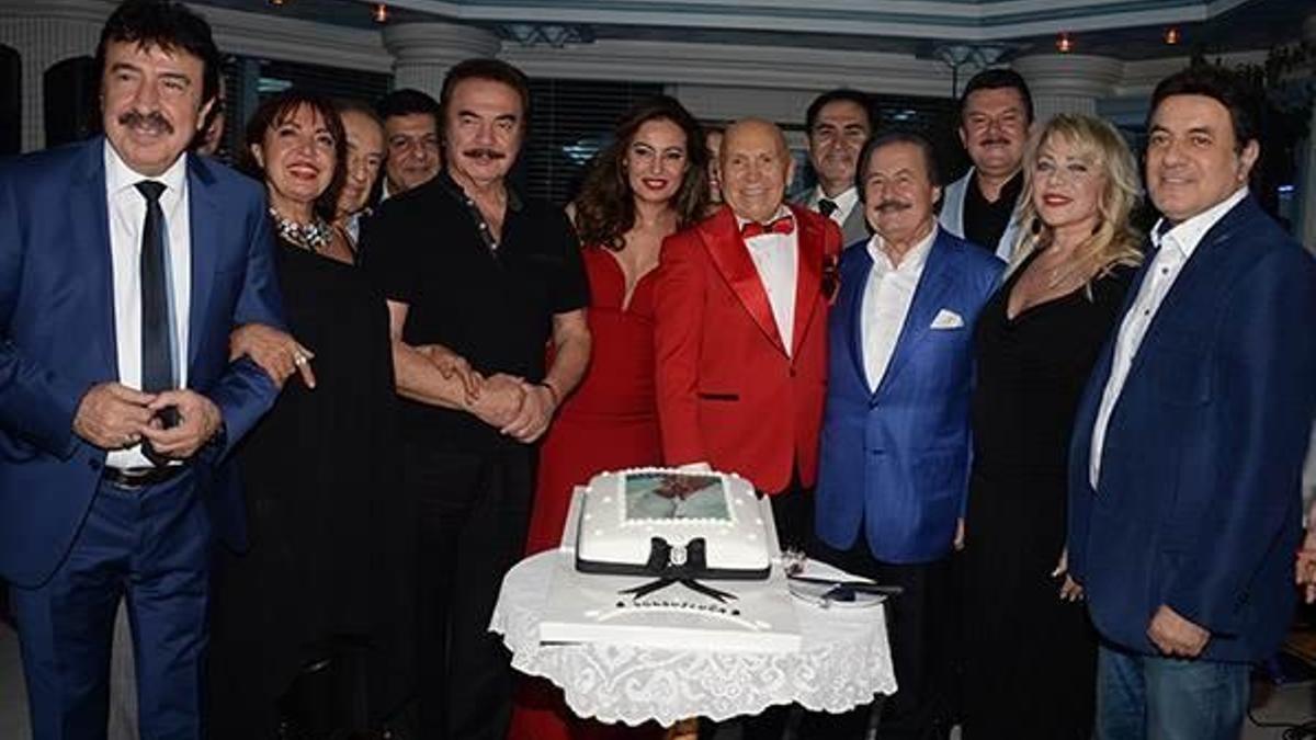Eşine ev aldı