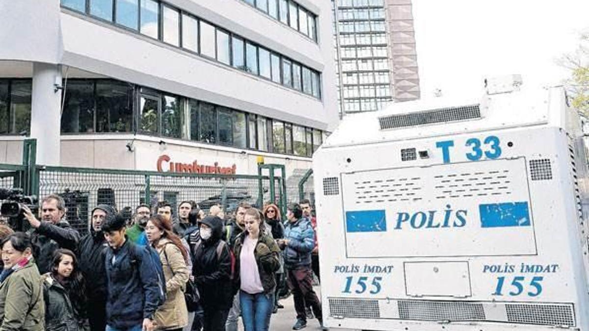 Cumhuriyet’e PKK ve FETÖ operasyonu!