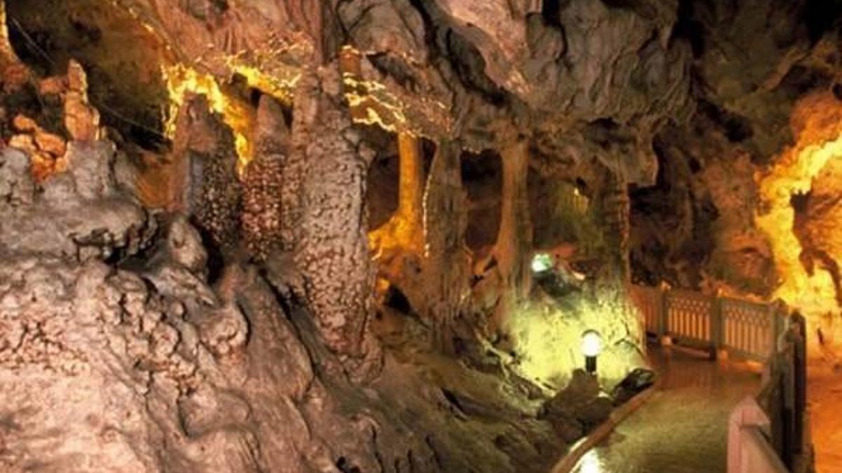 Etiyopya'da 40 bin yıllık boya bulundu
