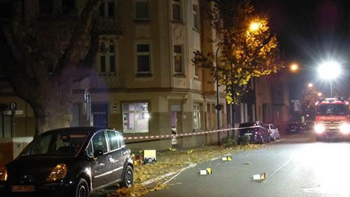Almanya'da bir Türk'e ait binaya molotoflu saldırı