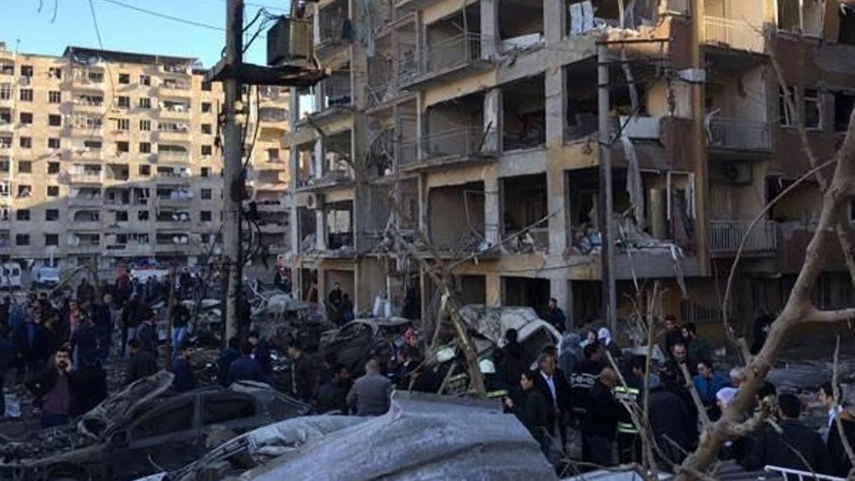 Diyarbakır'da ölenlerin sayısı 11'e yükseldi