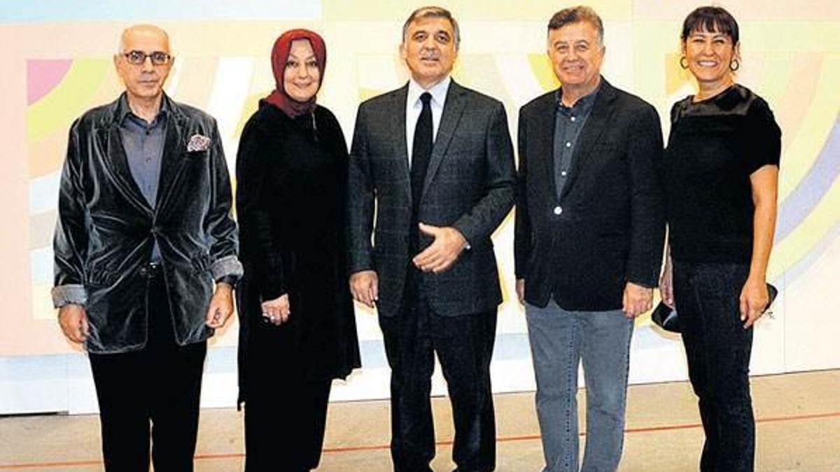 Sanat da frene bastı