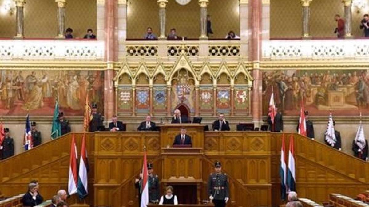 Eğer onaylanırsa Macaristan'a göçmenler giremeyecek!