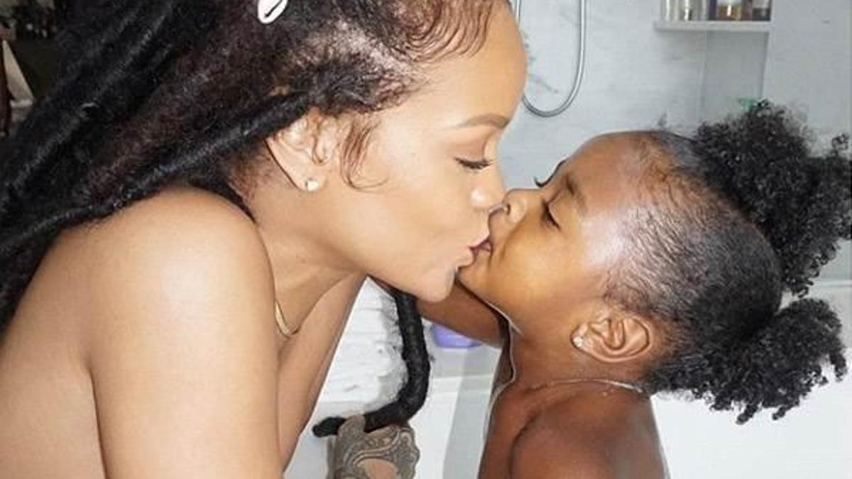 Rihanna'dan rekor kıran paylaşım!