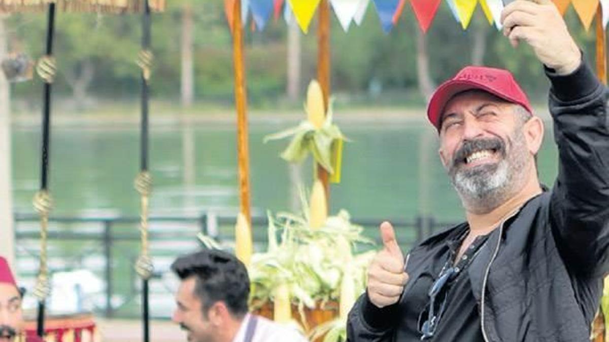 ‘Deli Aşk’ geliyor