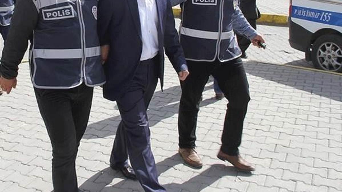 FETÖ şüphelisi yol kontrolünde yakalandı