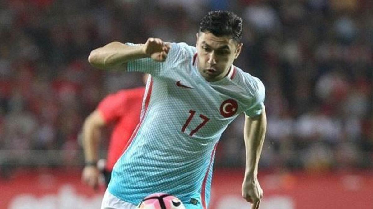 Burak Yılmaz, efsane Lefter'i geçti