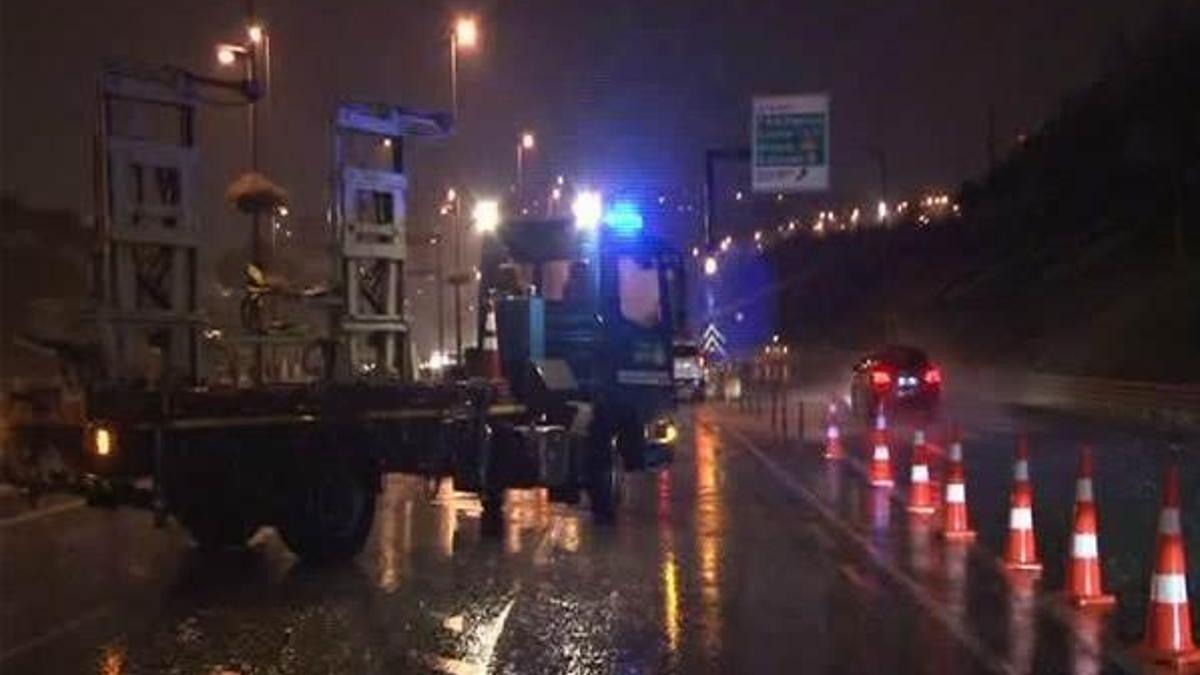 15 Temmuz Şehitler Köprüsü maraton nedeniyle trafiğe kapatıldı
