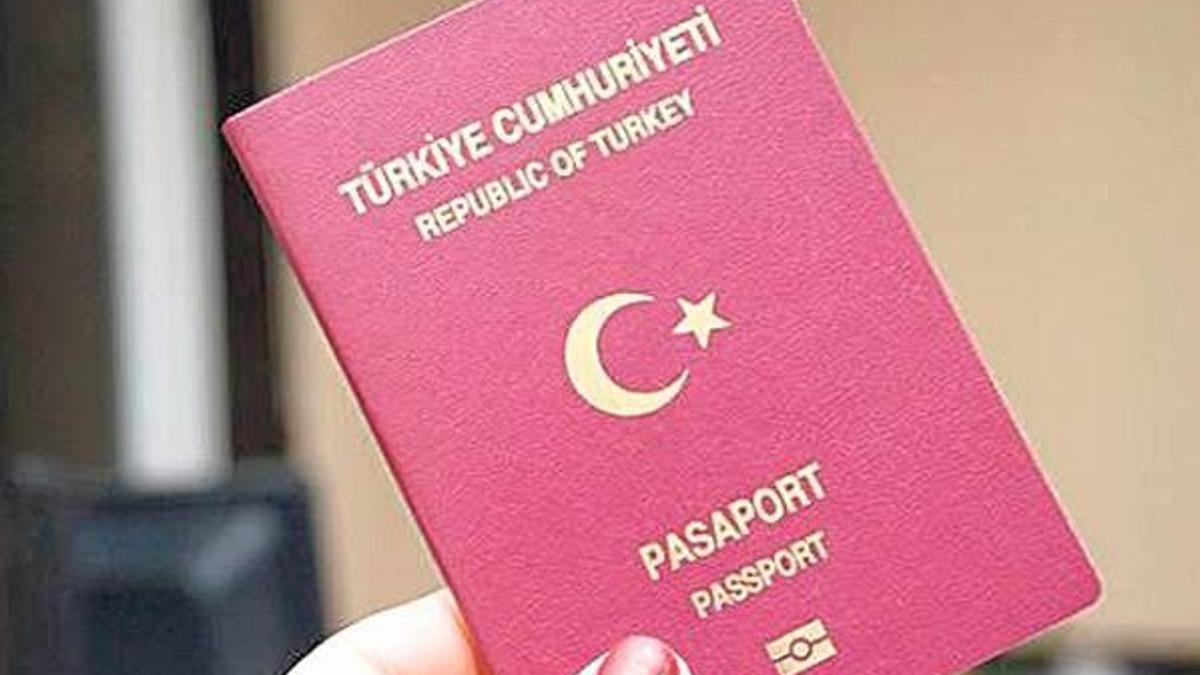 Pasaport yenileme işlemi artık bir tıkla yapılabiliyor!
