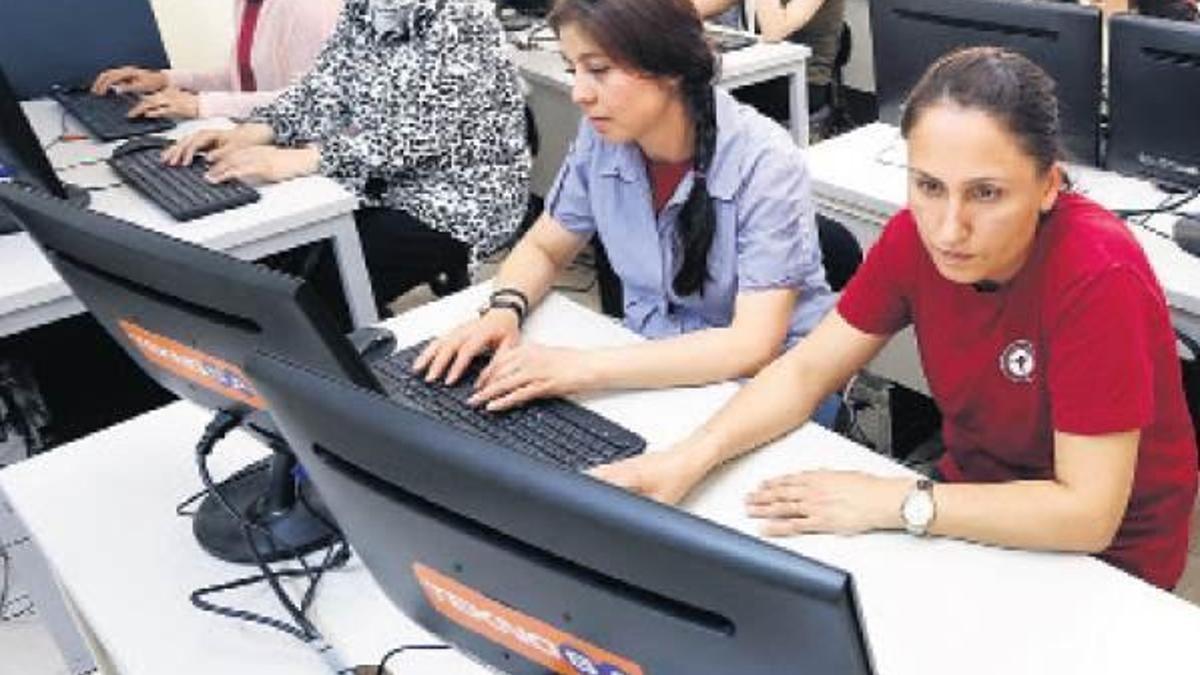 Teknosa 15 bin kadını teknolojiyle tanıştırdı