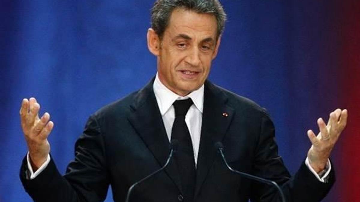 Kaddafi'ye yakın iş adamı: Sarkozy'e valizlerle para taşıdım