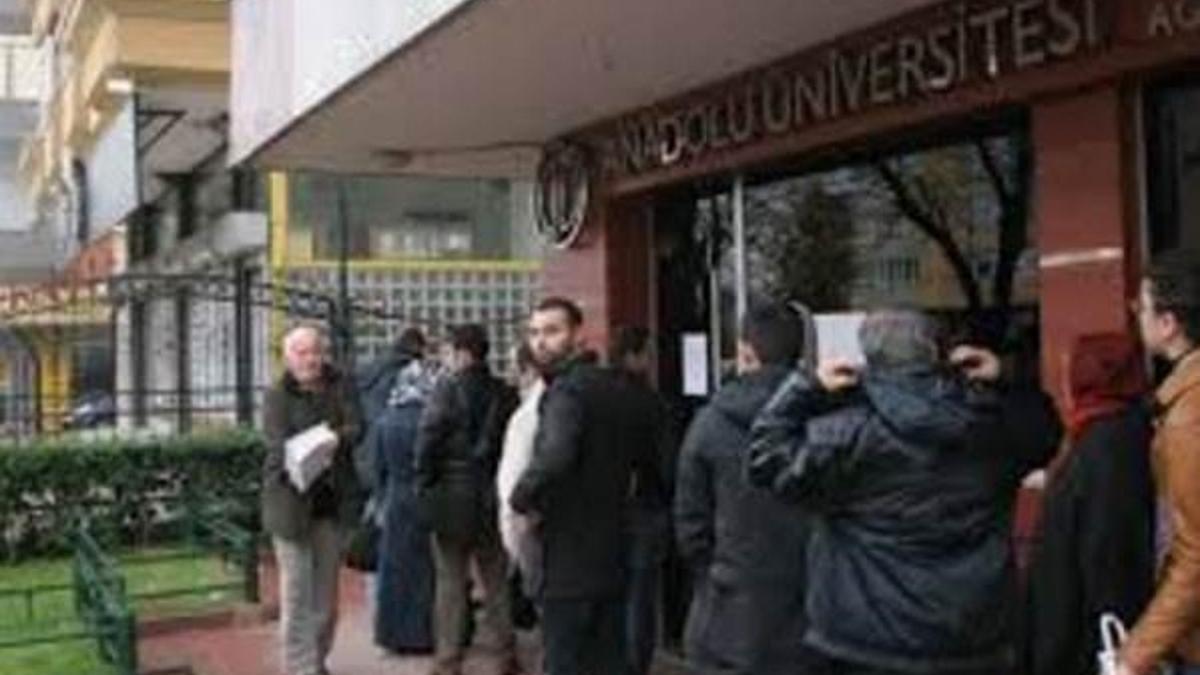 AÖF büroları hafta sonu açık mı?