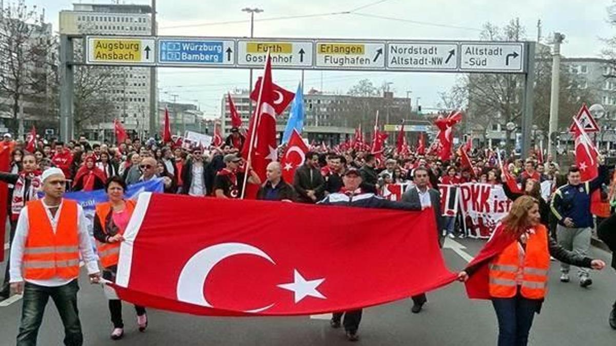 Avrupa'daki Türkler teröre karşı meydanlarda olacak