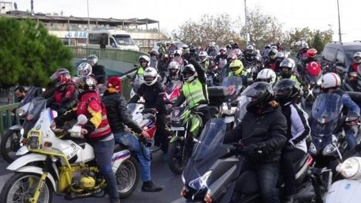 Dünya Çocuk Hakları Günü'nde çocuk tacizcileri protesto edildi
