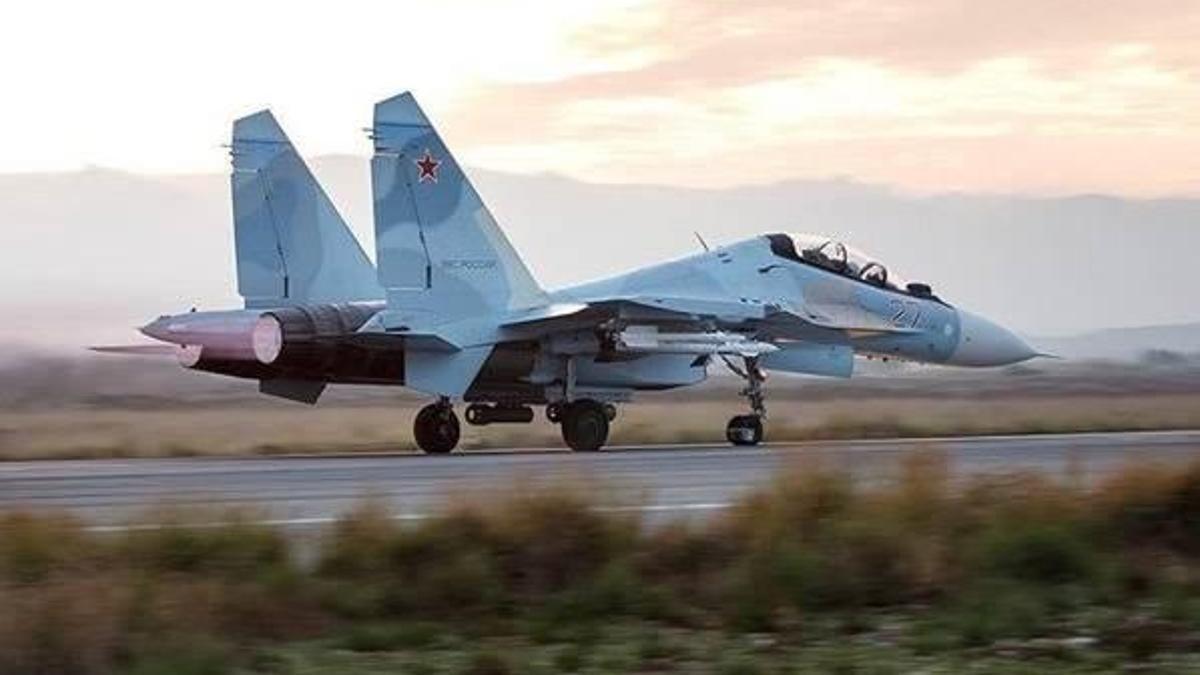 "Hmeymim Üssü'nde yeni pist inşa edeceğiz"