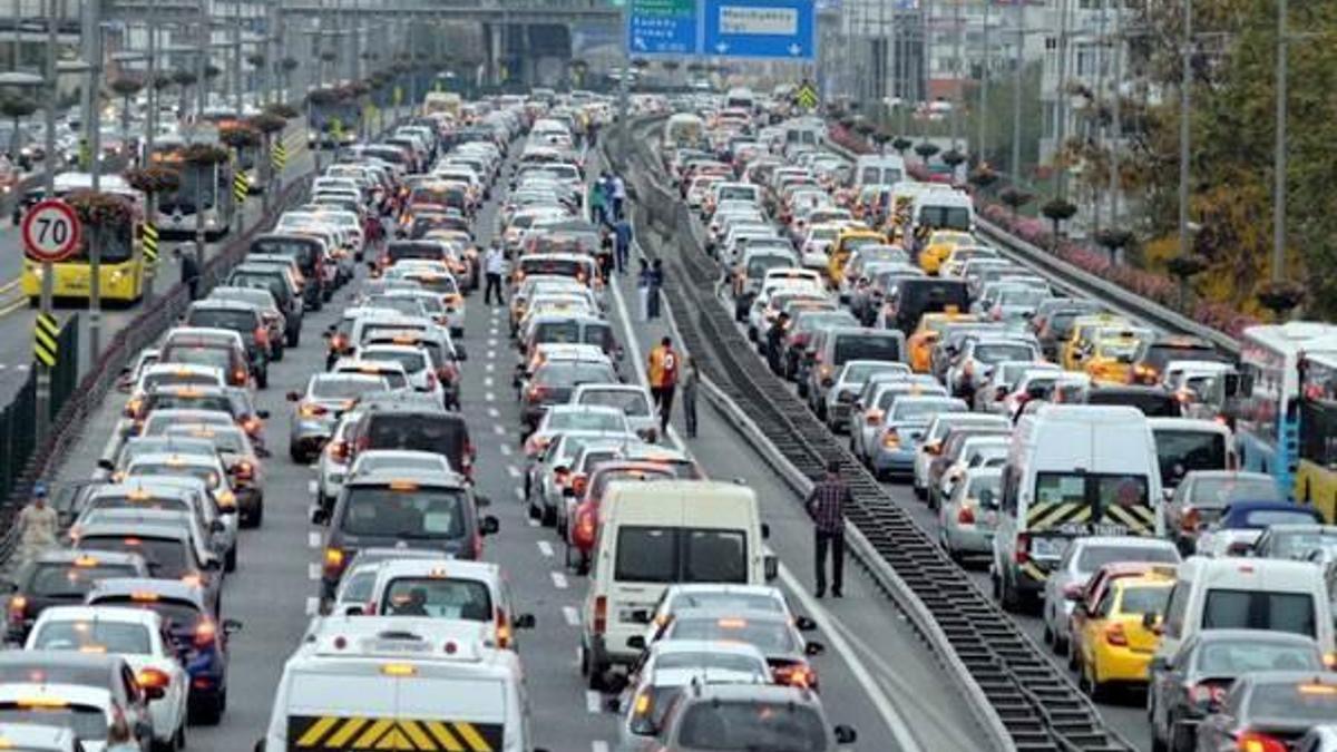 İBB trafiğinin en son durumunu internetten öğrenebilirsiniz!