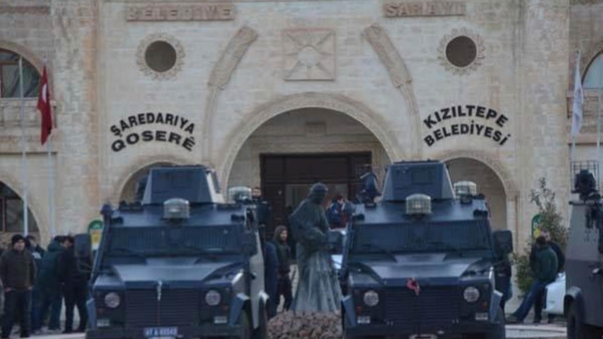 Bitlis ve Kızıltepe Belediyelerine operasyon