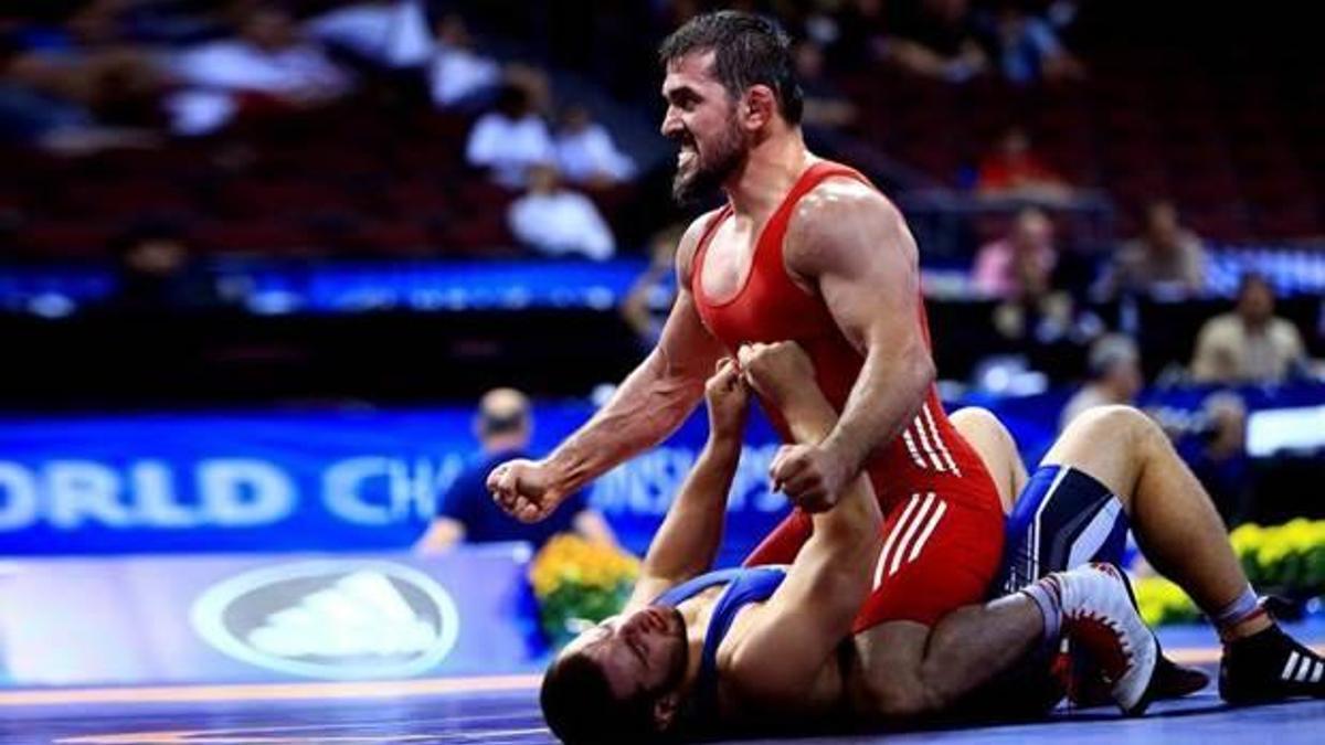 Olimpiyat şampiyonlarımız dünya arenasına çıkıyor