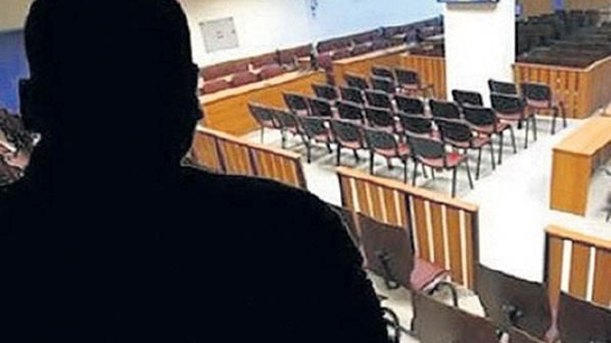 "Ellerimizi pantolona vurarak teyemmüm abdesti aldık"