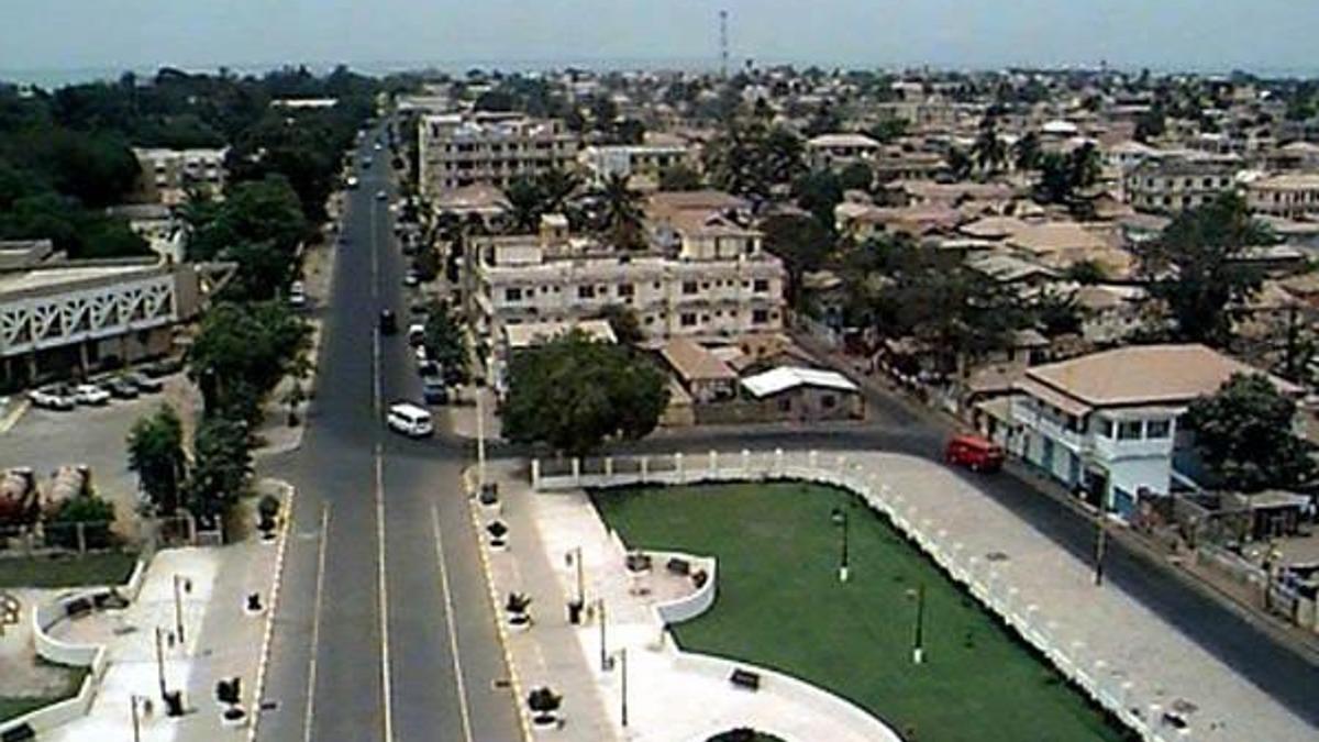 Gambiya'da devlet başkanı seçimi