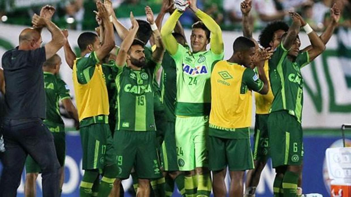 Güney Amerika Kupası, oyuncularını yitiren Chapecoense takımına verilecek