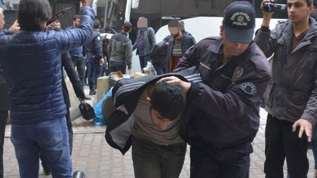 Polisi şehit eden şüpheli adliyeye zırhlı araçla getirildi