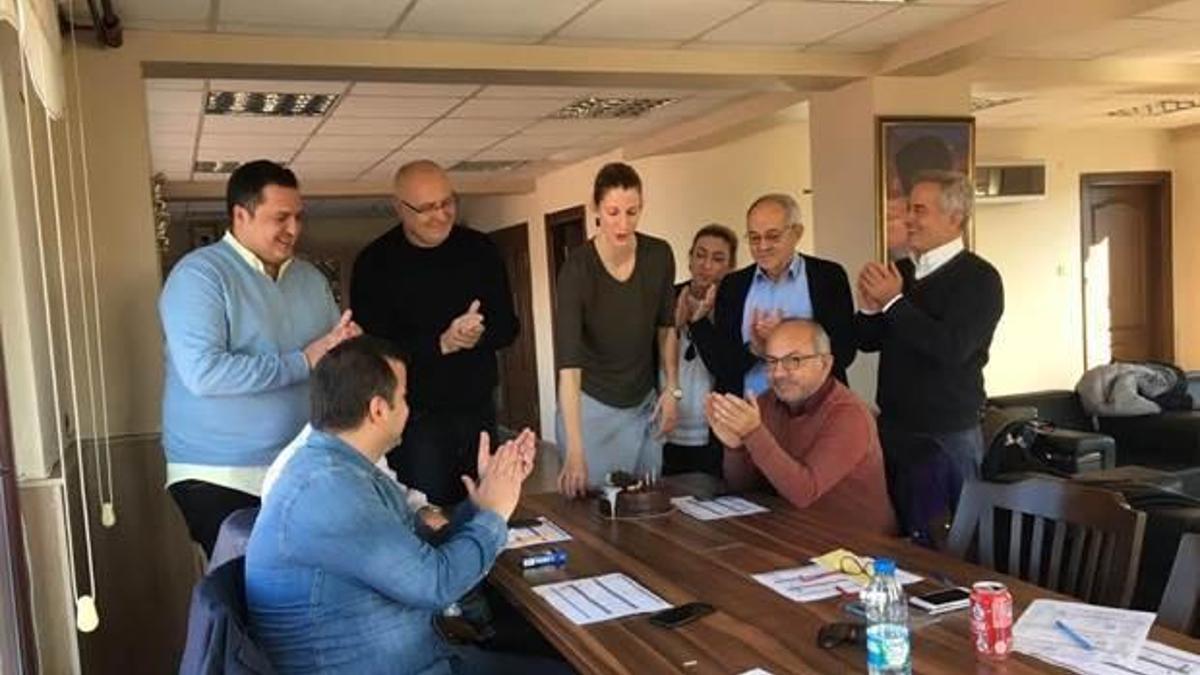 Mia Jerkov'a sürpriz doğum günü