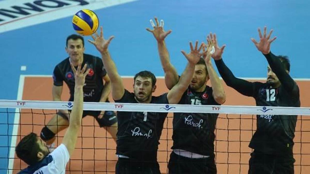 Halkbank Avrupa'da parkeye çıkıyor!