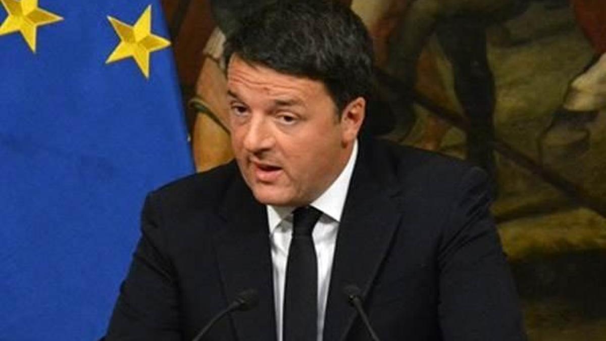 İtalya Başbakanı Matteo Renzi istifa etti