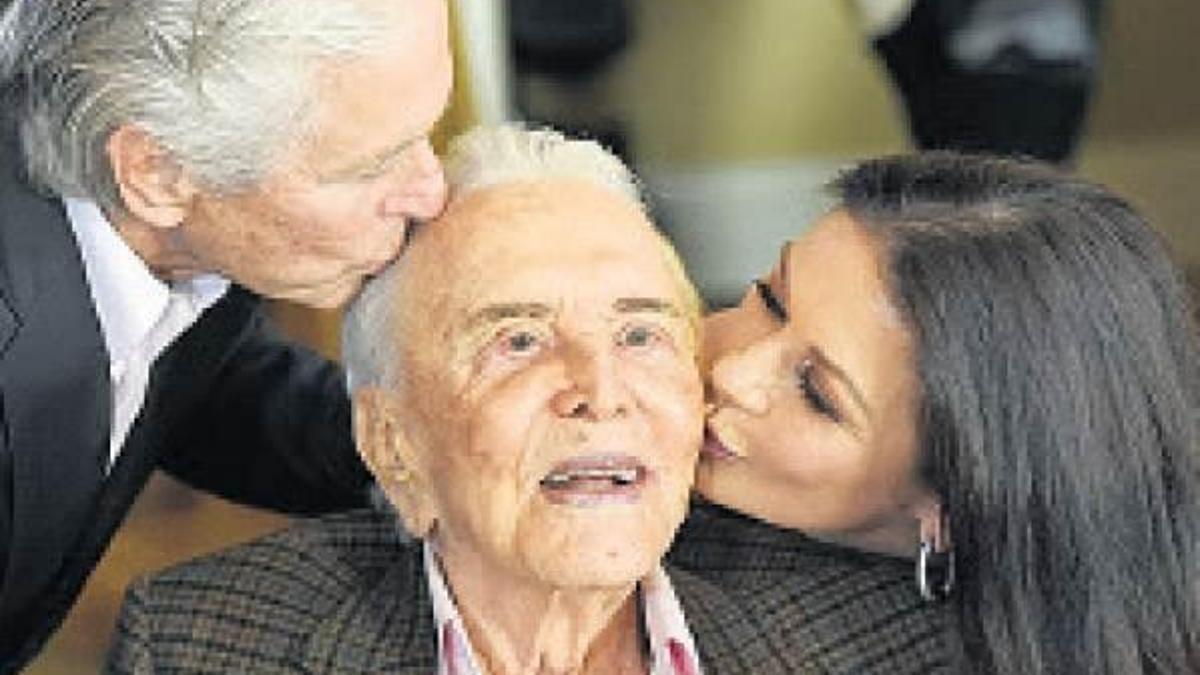 Kirk Douglas 100 yaşında!