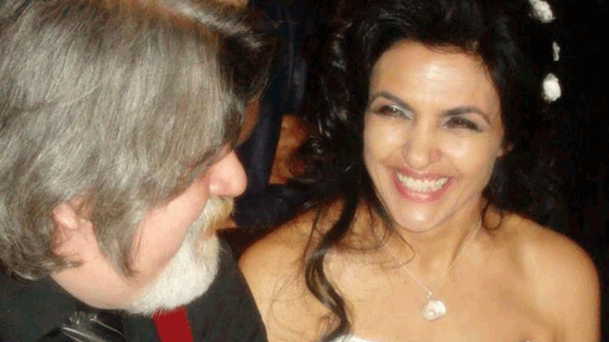 Aziz Nesin'in gelini Fransa'ya yerleşti